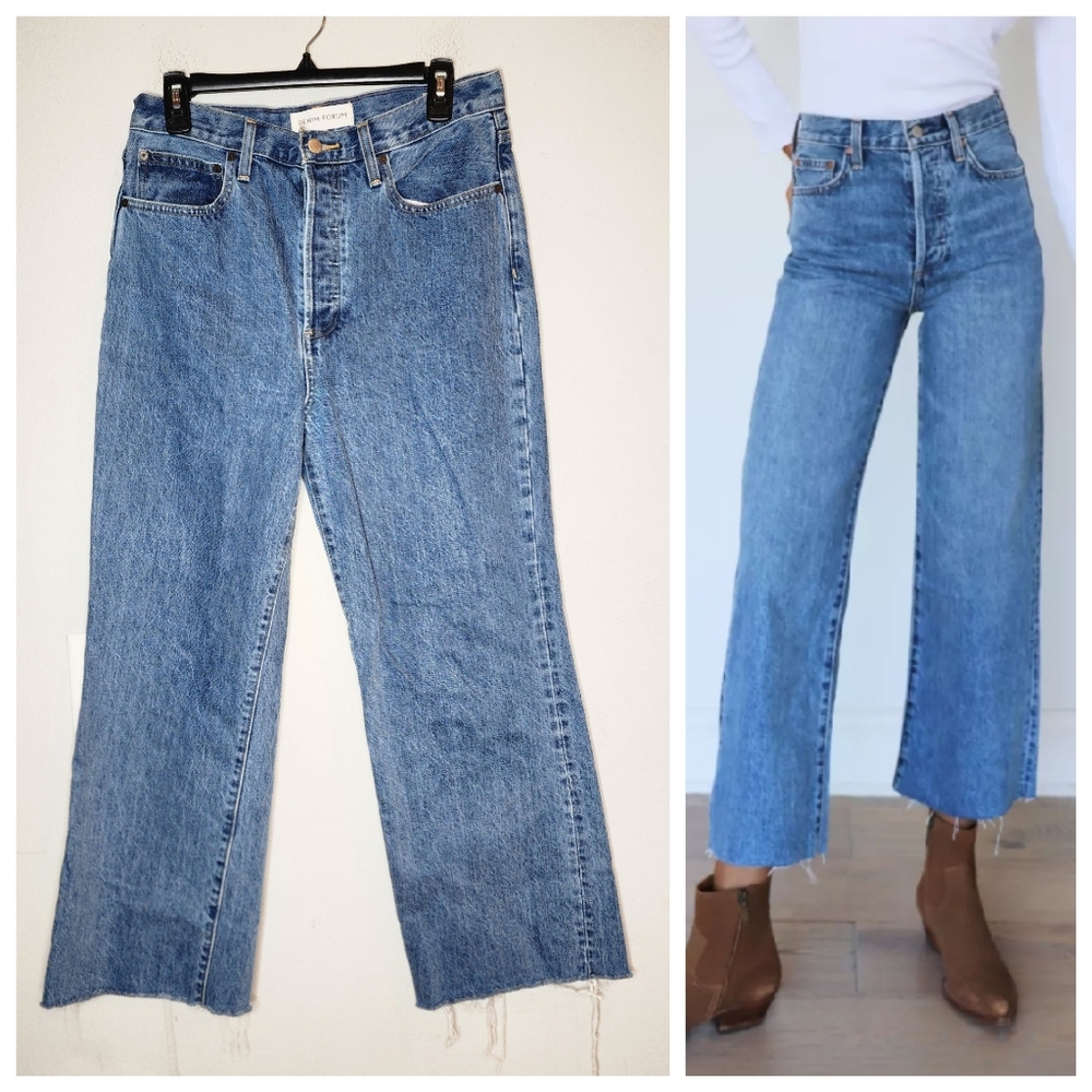 Aritzia Denim Forum Farrah Wideleg highrise jeans. Women's size 30. Button fly.